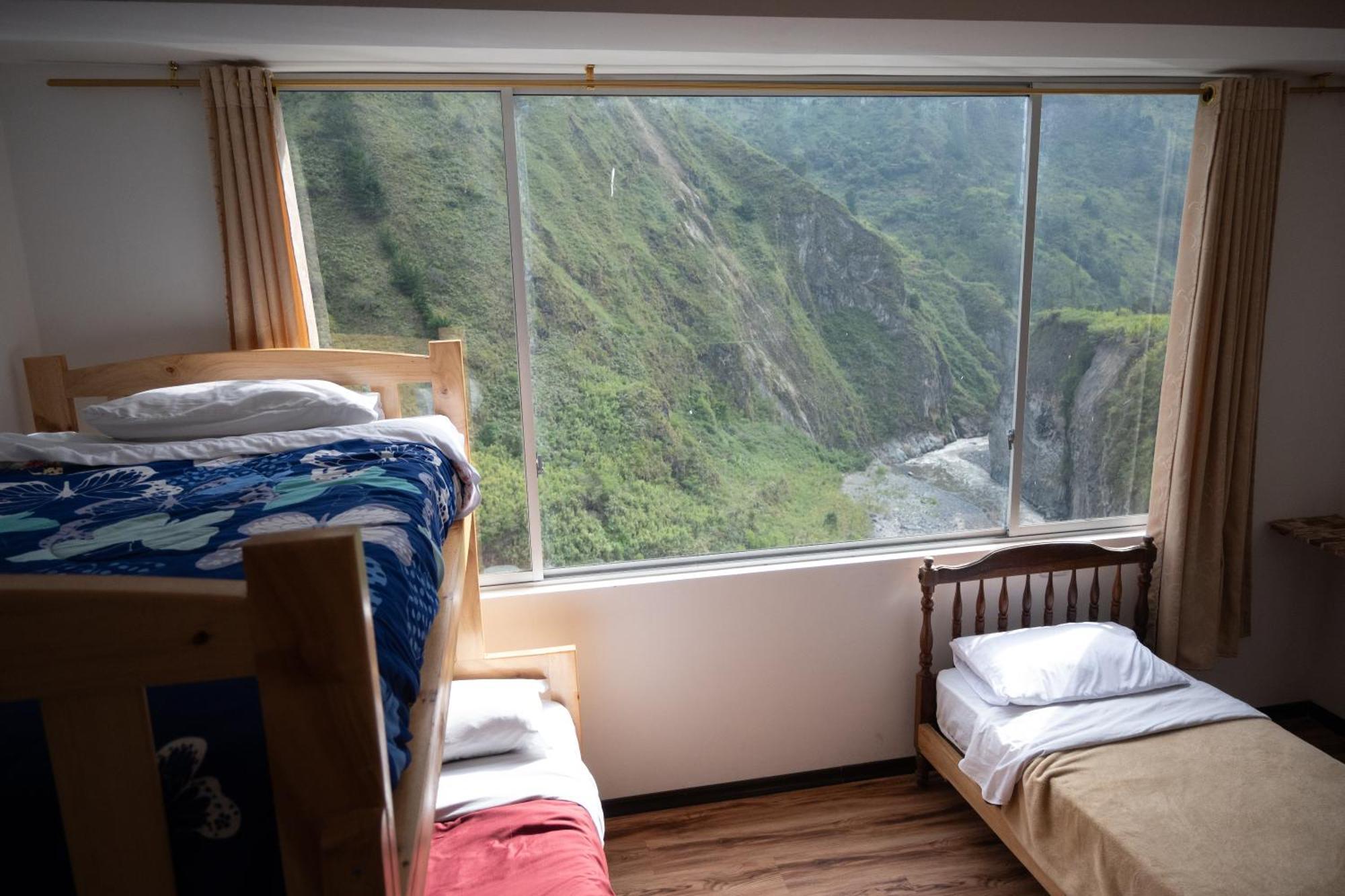Backpackers-Balcones-River-Lodge 巴尼奥斯 外观 照片