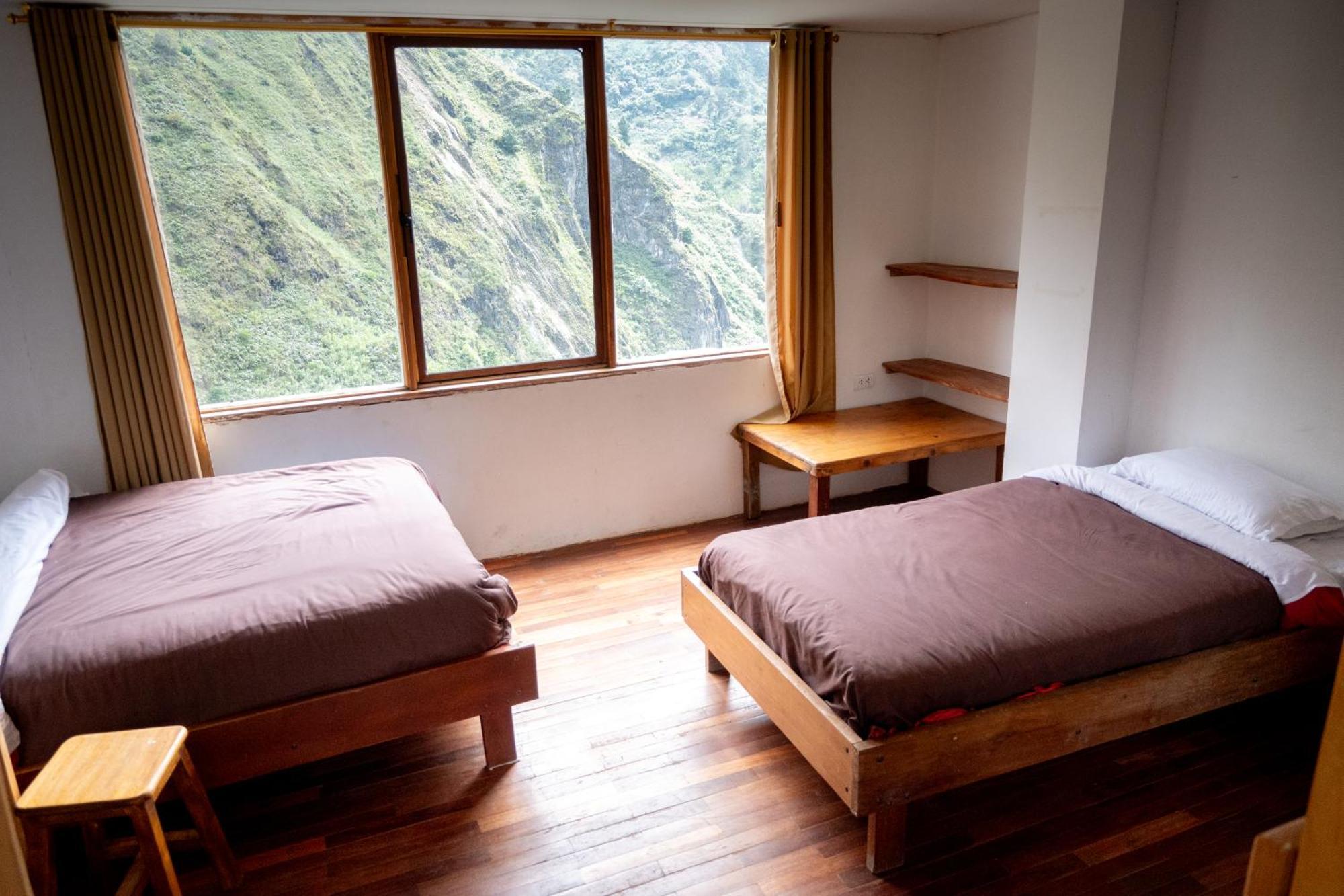 Backpackers-Balcones-River-Lodge 巴尼奥斯 外观 照片