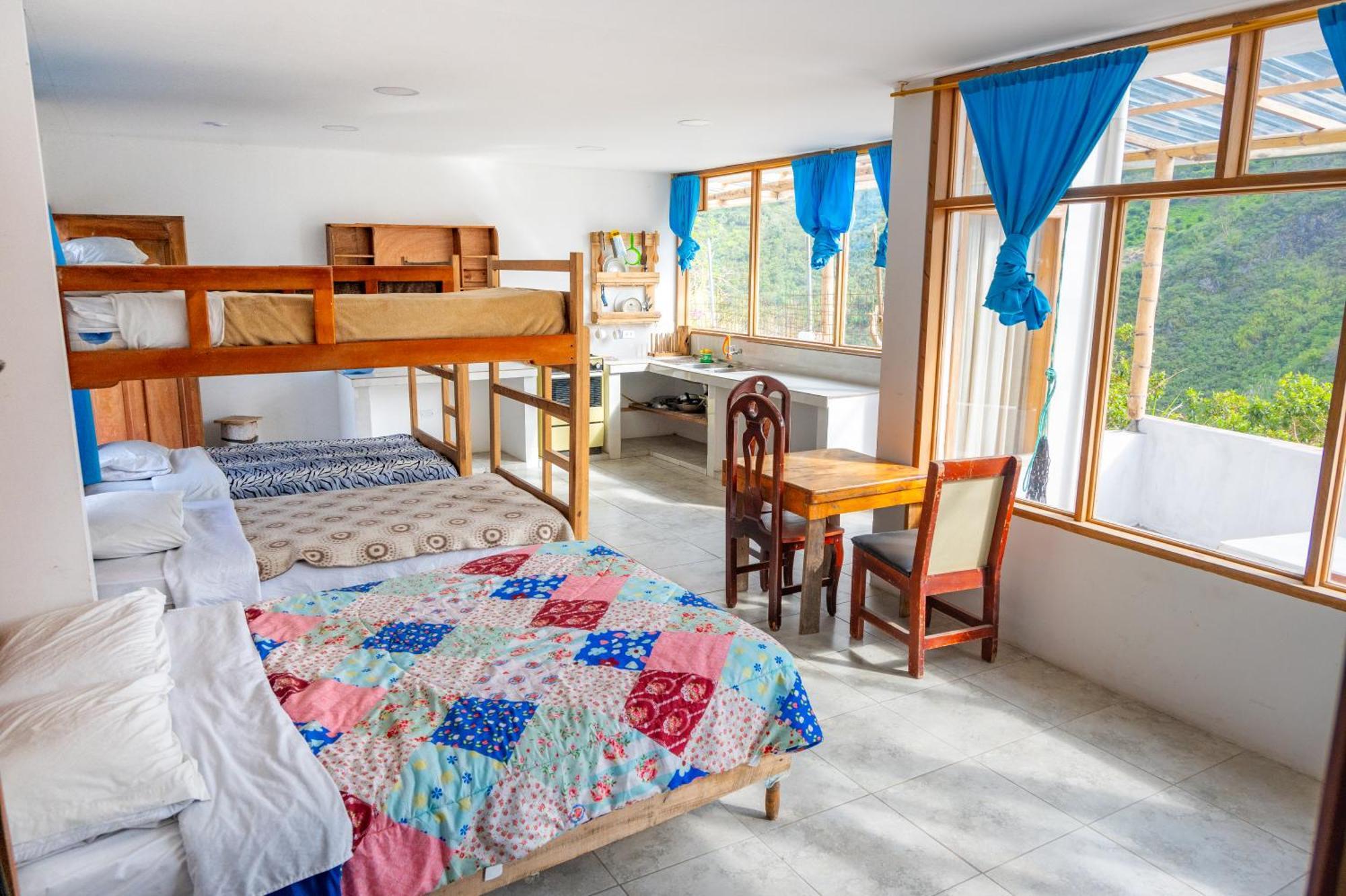 Backpackers-Balcones-River-Lodge 巴尼奥斯 外观 照片